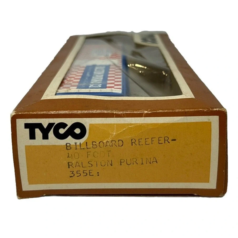 Tyco HO‎ Ralston Purina Dog Food 40' Billboard Reefer Box Car #355E With Box